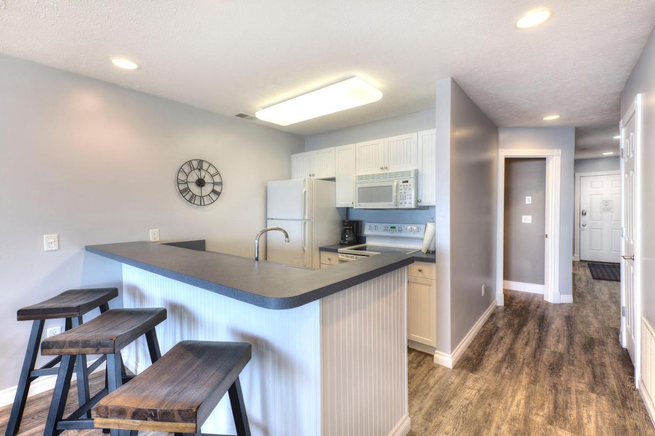 Beachside 216 With Pool Hot Tub And Private Deck Overlooking East Bay Τράβερς Σίτι Εξωτερικό φωτογραφία