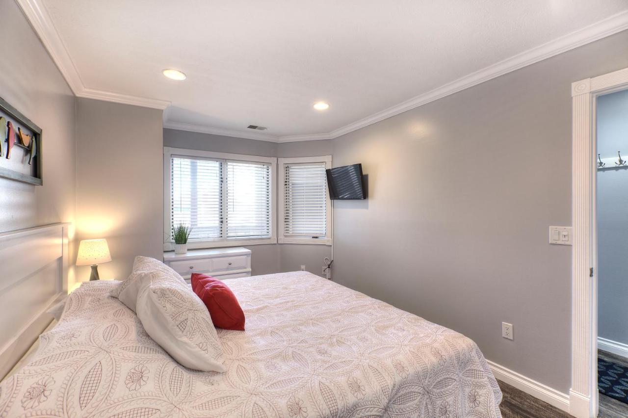 Beachside 216 With Pool Hot Tub And Private Deck Overlooking East Bay Τράβερς Σίτι Εξωτερικό φωτογραφία
