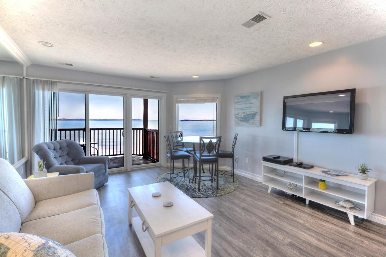 Beachside 216 With Pool Hot Tub And Private Deck Overlooking East Bay Τράβερς Σίτι Εξωτερικό φωτογραφία